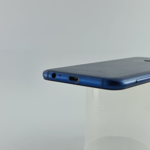 Смартфон Samsung Galaxy A6 2018 (A600F) 32Gb Blue (SM-A600FZBNSEK) USED **