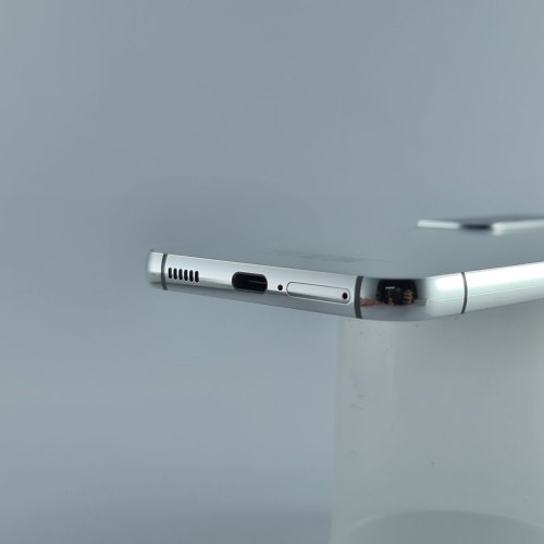 Смартфон Samsung Galaxy S22 (S901B) 256Gb Phantom White (SM-S901BZWGSEK) USED **