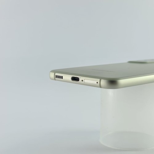 Смартфон Samsung Galaxy S21 FE 5G (G990B) 256Gb Olive (SM-G990BLGGSEK) USED **