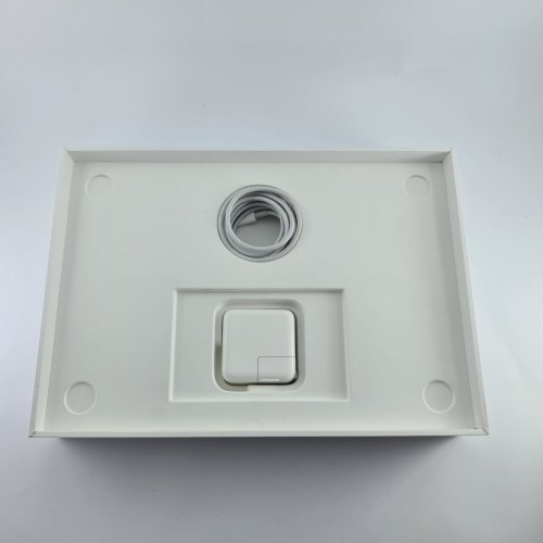 Ноутбук 13-inch MacBook Air, Model A2337: Apple M1 chip with 8-core CPU and 7-core GPU, 256GB - Silver USED ** (MGN93)