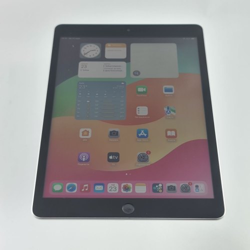Планшет 10.2-inch iPad Wi-Fi 64GB - Silver, Model A2602 USED ** (MK2L3)