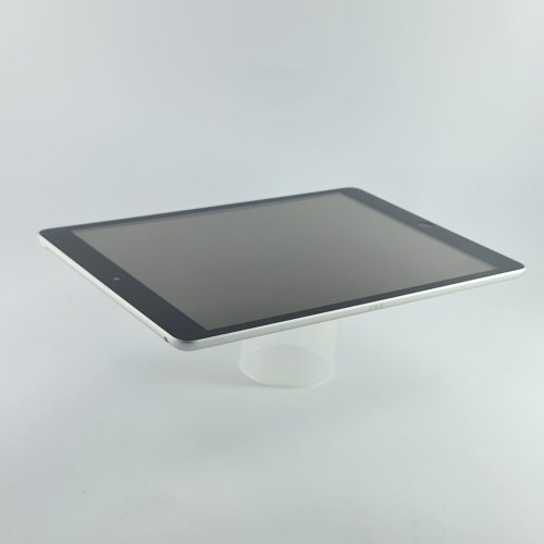 Планшет 10.2-inch iPad Wi-Fi 64GB - Silver, Model A2602 USED ** (MK2L3)