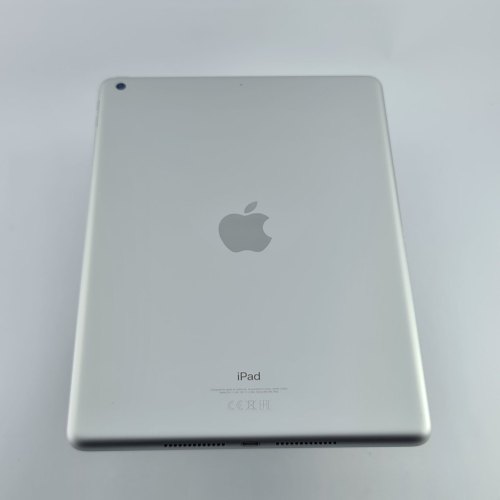 Планшет 10.2-inch iPad Wi-Fi 64GB - Silver, Model A2602 USED ** (MK2L3)