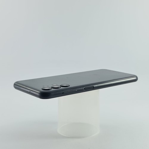 Смартфон Samsung Galaxy A13 (A135F) 64Gb Black (SM-A135FZKVSEK) USED **
