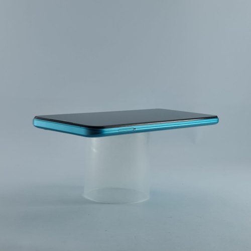 Смартфон Tecno Spark 8C (KG5j) 4/64Gb Turquoise USED **