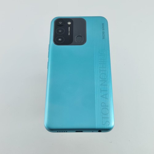 Смартфон Tecno Spark 8C (KG5j) 4/64Gb Turquoise USED **