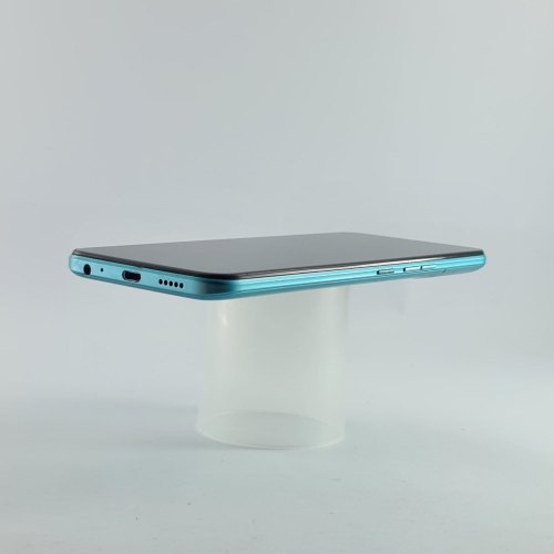 Смартфон Tecno Spark Go 2022 (KG5m) 2/32Gb Turquoise Cyan USED **