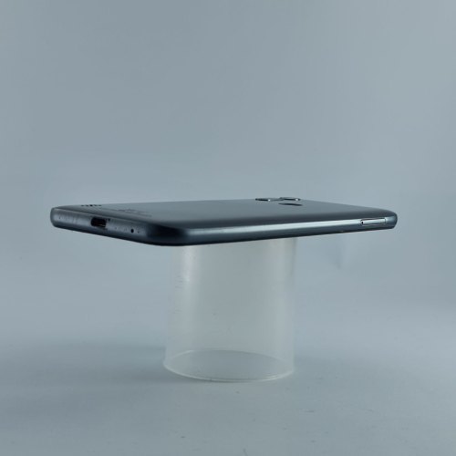 Смартфон Motorola Moto E6s (XT2053) 4/64Gb Meteor Gray USED **