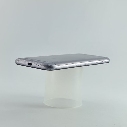 Смартфон Xiaomi Redmi 5A 2/16Gb Gray USED **