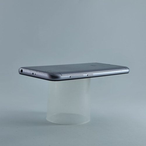 Смартфон Xiaomi Redmi 5A 2/16Gb Gray USED **