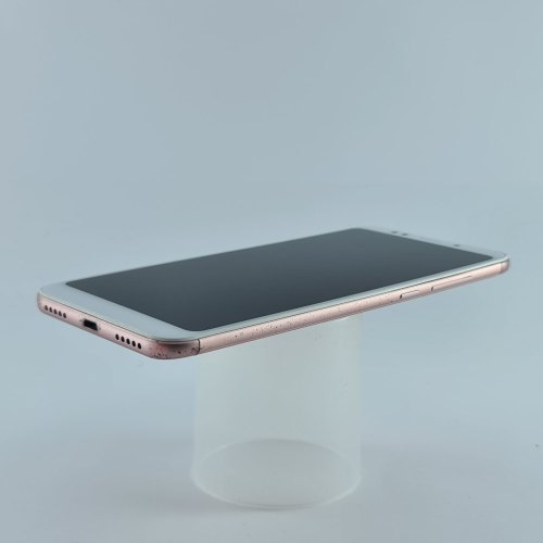 Смартфон Xiaomi Redmi 5 Plus 3/32Gb Gold USED **