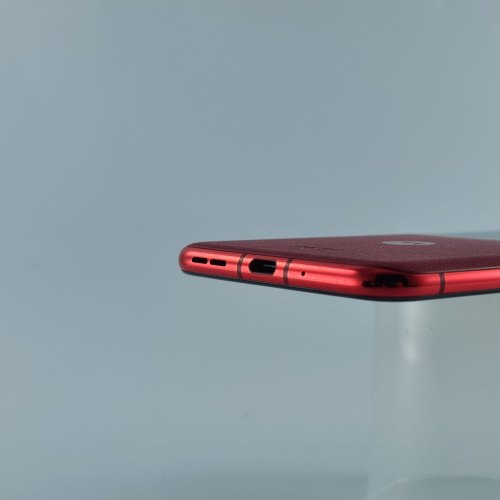 Смартфон Motorola Razr 40 Ultra (XT2321) 8/256Gb Viva Magenta USED **