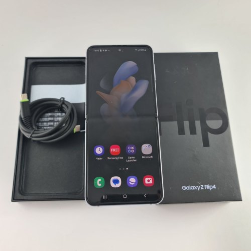 Смартфон Samsung Galaxy Flip 4 (F721B) 128Gb Blue (SM-F721BLBGSEK) USED **