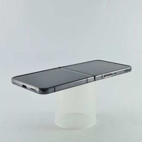 Смартфон Samsung Galaxy Flip 4 (F721B) 128Gb Graphite (SM-F721BZAGSEK) USED **