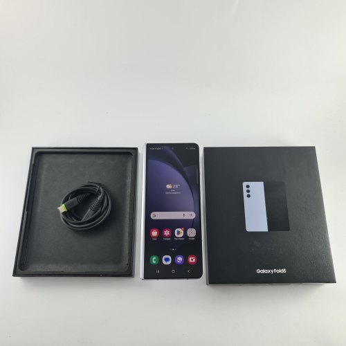 Смартфон Samsung Galaxy Fold 5 (F946B) 512Gb Light Blue (SM-F946BLBCSEK) USED **