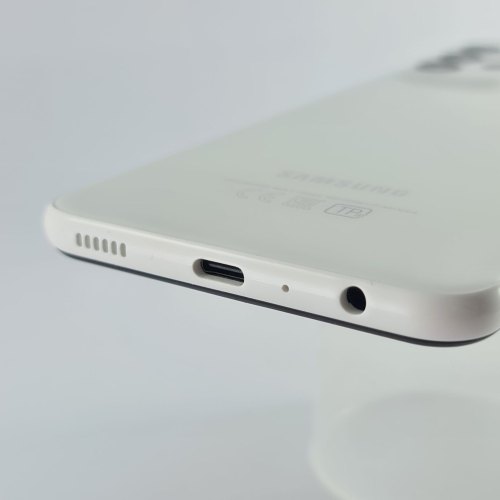 Смартфон Samsung Galaxy A23 (A235F) 64Gb White (SM-A235FZWUSEK) USED **
