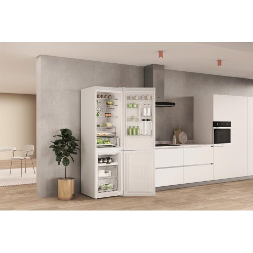 Холодильник Whirlpool W7X 92O W H UA