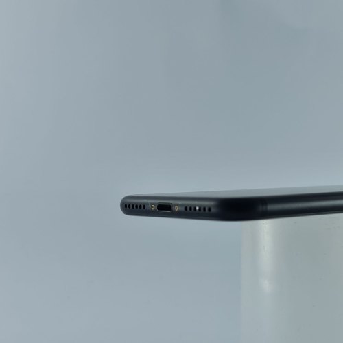 Смартфон APPLE iPhone 7 256GB Black USED **