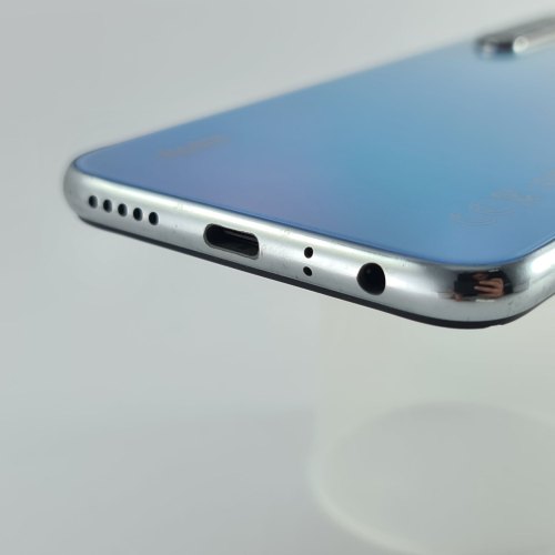 Смартфон Xiaomi Redmi Note 8 4/64Gb White USED **