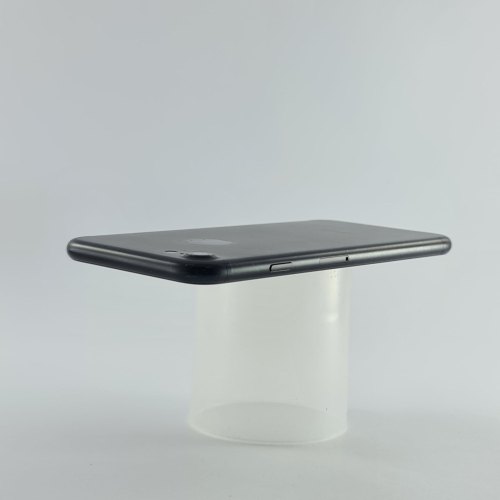 Смартфон APPLE iPhone 7 32GB Black USED **