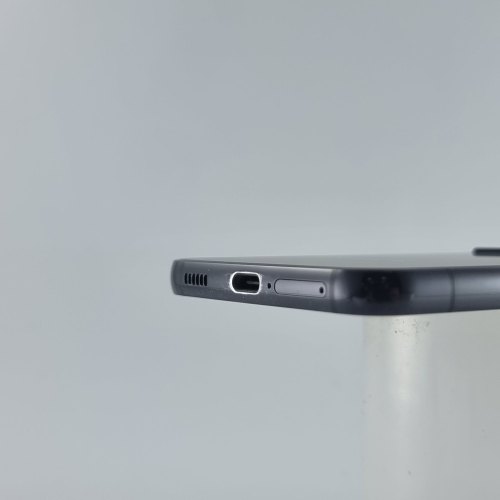 Смартфон Samsung Galaxy S22 (S901B) 256Gb Phantom Black (SM-S901BZKGSEK) USED **