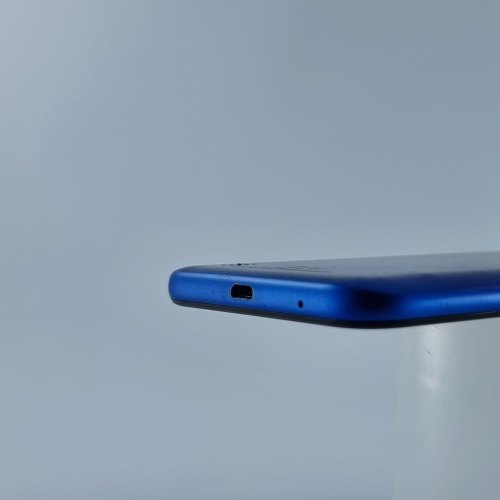 Смартфон Motorola Moto G8 Plus (XT2019) 4/64Gb Dark Blue USED **