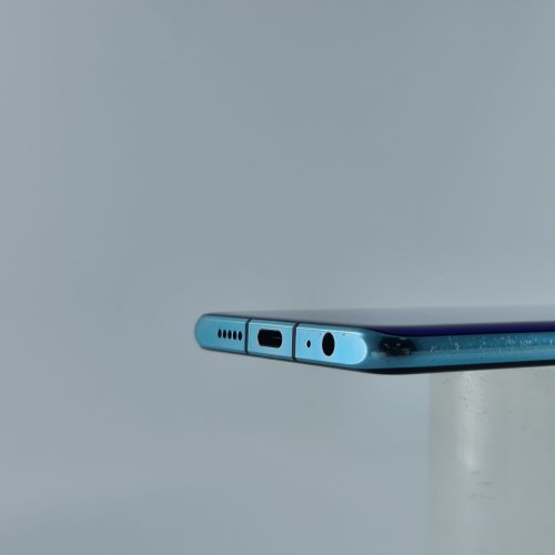 Смартфон Huawei P30 2019 6/128Gb Aurora (ELE-L04) USED **