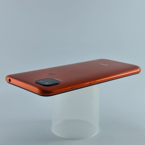 Смартфон Xiaomi Redmi 9C 3/64Gb Sunrise Orange USED **