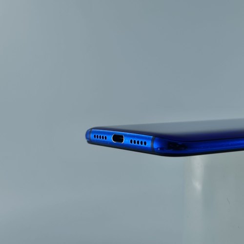 Смартфон Xiaomi Mi 9 Lite 6/128Gb Blue USED **