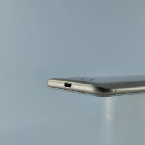 Смартфон Xiaomi Redmi 6A 2/16Gb Rose Gold USED **