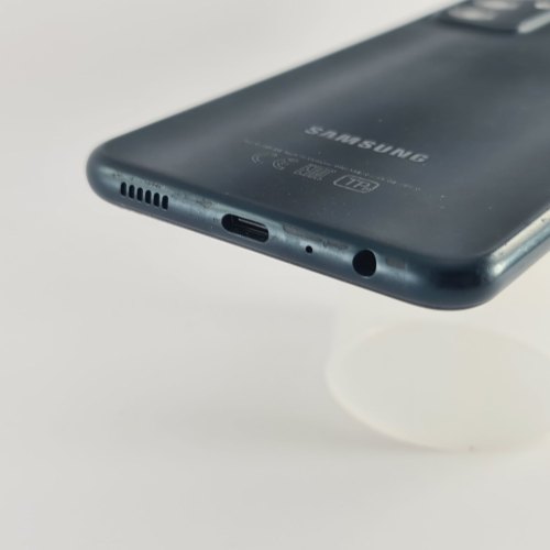 Смартфон Samsung Galaxy M13 128 GB Green USED **