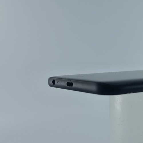 Смартфон Samsung Galaxy J4 2018 (J400F) 16Gb Black (SM-J400FZKDSEK) USED **