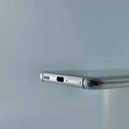 Смартфон Samsung Galaxy S21 (G991B) 128Gb Phantom White (SM-G991BZWDSEK) USED **