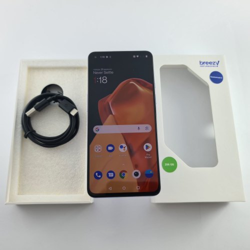 Смартфон OnePlus 9 12/256Gb Winter Mist USED **