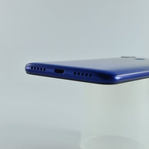 Смартфон Xiaomi Redmi 7 32 GB Comet Blue USED **