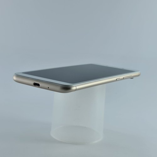 Смартфон Xiaomi Redmi 6A 32 GB Gold USED **