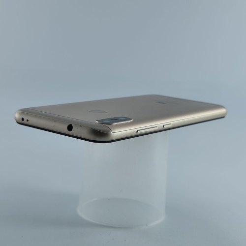 Смартфон Xiaomi Mi A2 lite 32 GB Gold USED **