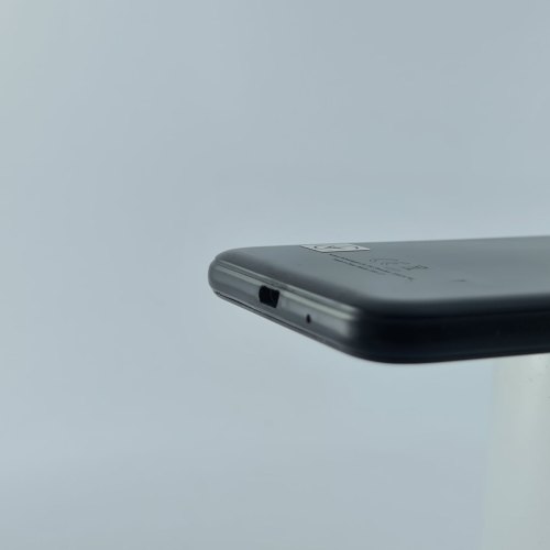 Смартфон Huawei Y5 2018 16 GB Black USED **