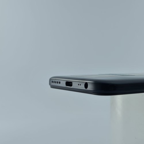 Смартфон Xiaomi Redmi 8 3/32Gb Black USED **