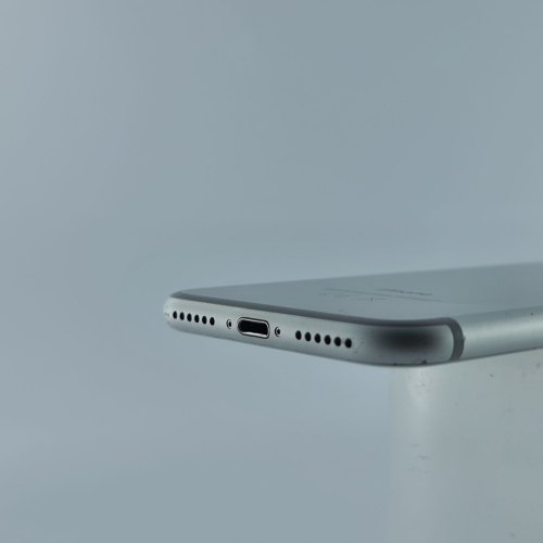 Смартфон APPLE iPhone 7 32GB Silver USED **