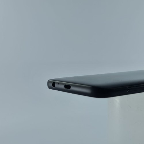 Смартфон Samsung Galaxy J6 2018 (J600F) 32Gb Black (SM-J600FZKDSEK) USED **