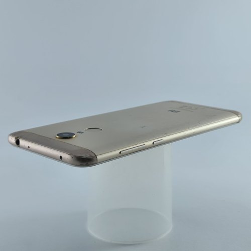 Смартфон Xiaomi Redmi 5 Plus 4/64Gb Gold USED **