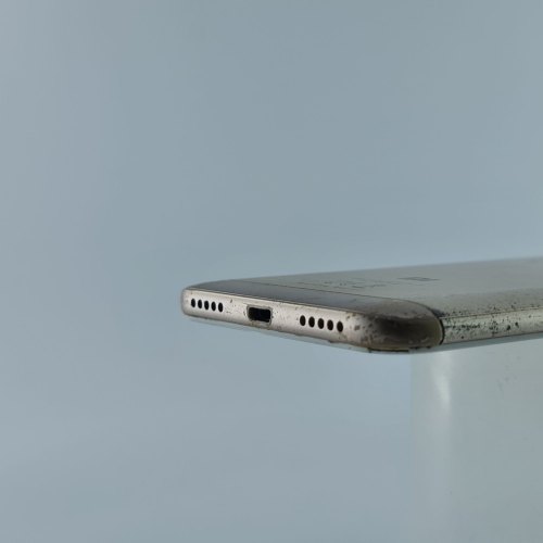 Смартфон Xiaomi Redmi 5 Plus 4/64Gb Gold USED **