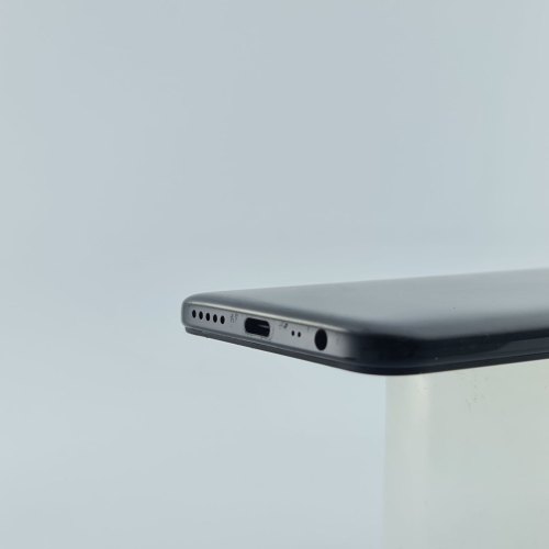 Смартфон Xiaomi Redmi 8 4/64Gb Black USED **