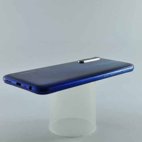 Смартфон realme 6 8/128Gb Blue USED **