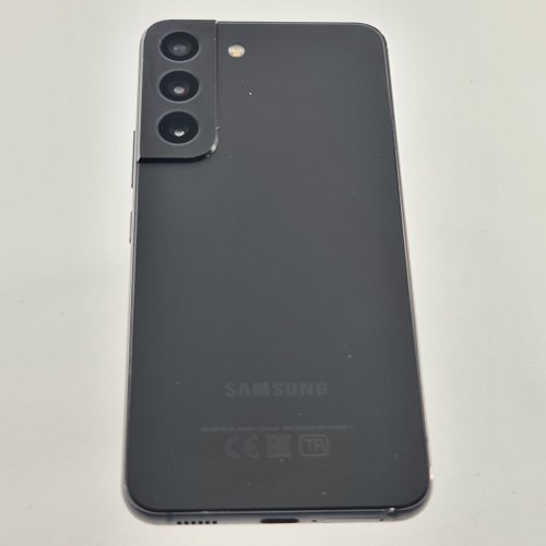 Смартфон Samsung Galaxy S22 (S901B) 128Gb Phantom Black (SM-S901BZKDSEK) USED **
