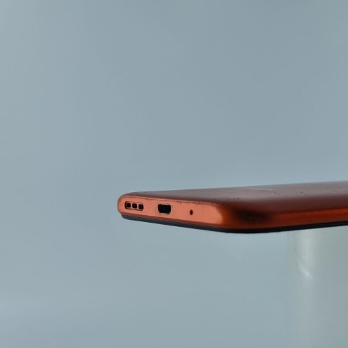 Смартфон Xiaomi Redmi 9C 3/64Gb Sunrise Orange USED **