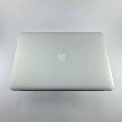 Ноутбук MacBook Air 11-inch, Model A1465, 1.6GHz Intel Dual-Core Core i5, Turbo Boost up to 2.7GHz, Intel HD Graphics 6000, 8GB, 512GB Flash Storage,