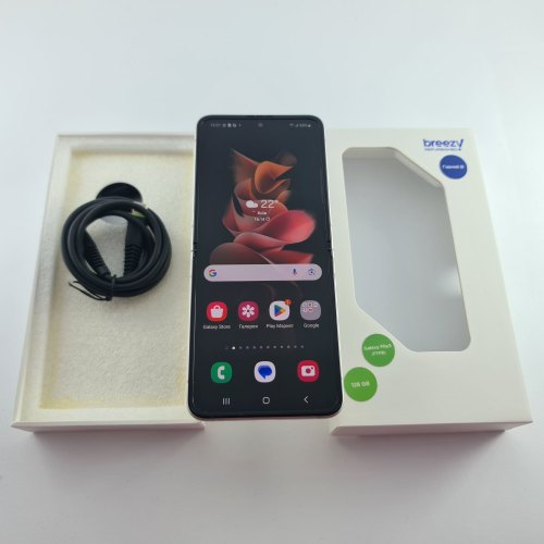 Смартфон Samsung Galaxy Z Flip3 128 GB Cream White USED **