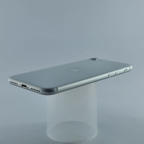 Смартфон Apple iPhone SE Gen.2 64 GB White USED **